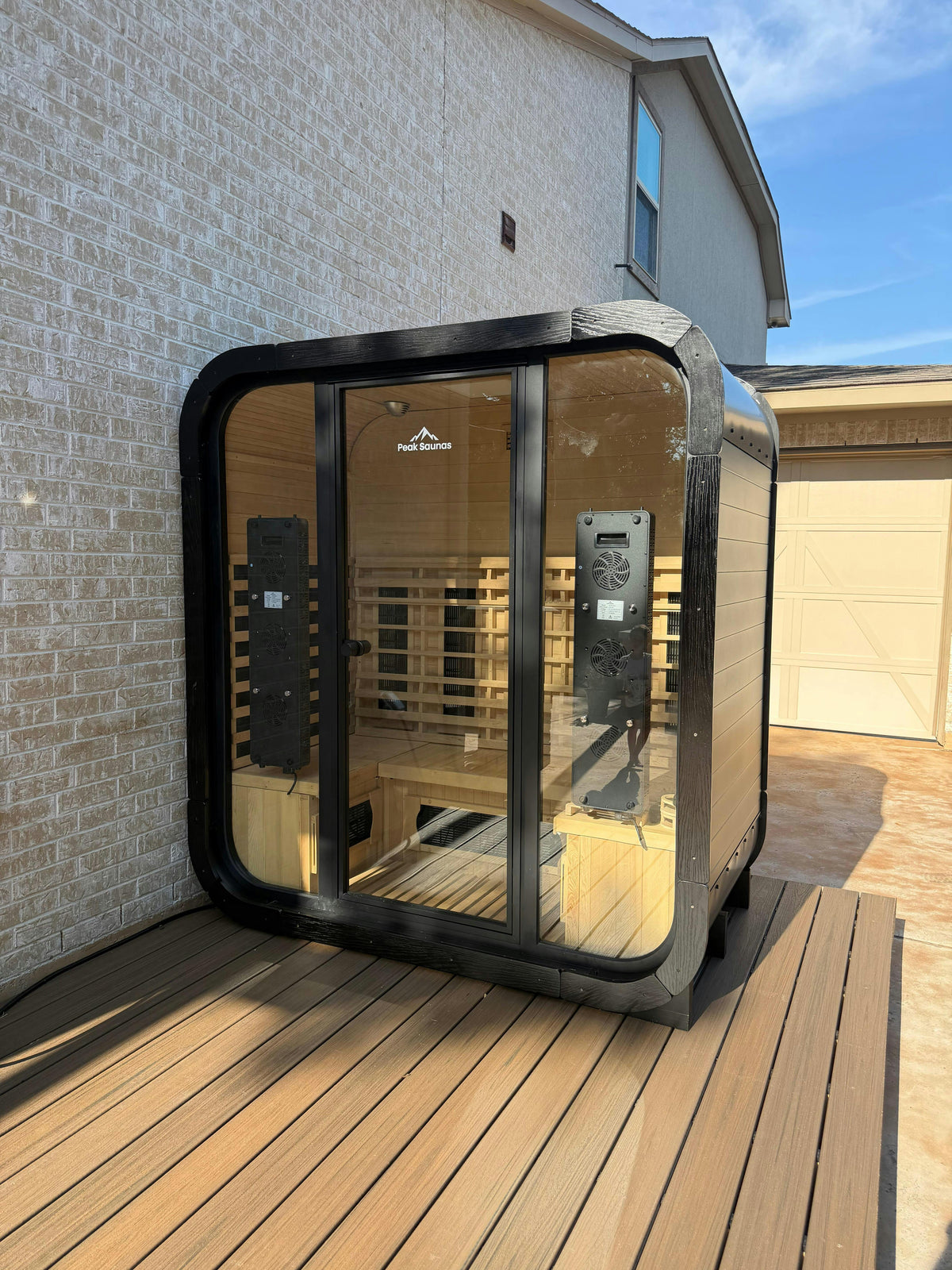 Peak El Capitan 4-Person Outdoor Full Spectrum Infrared Sauna