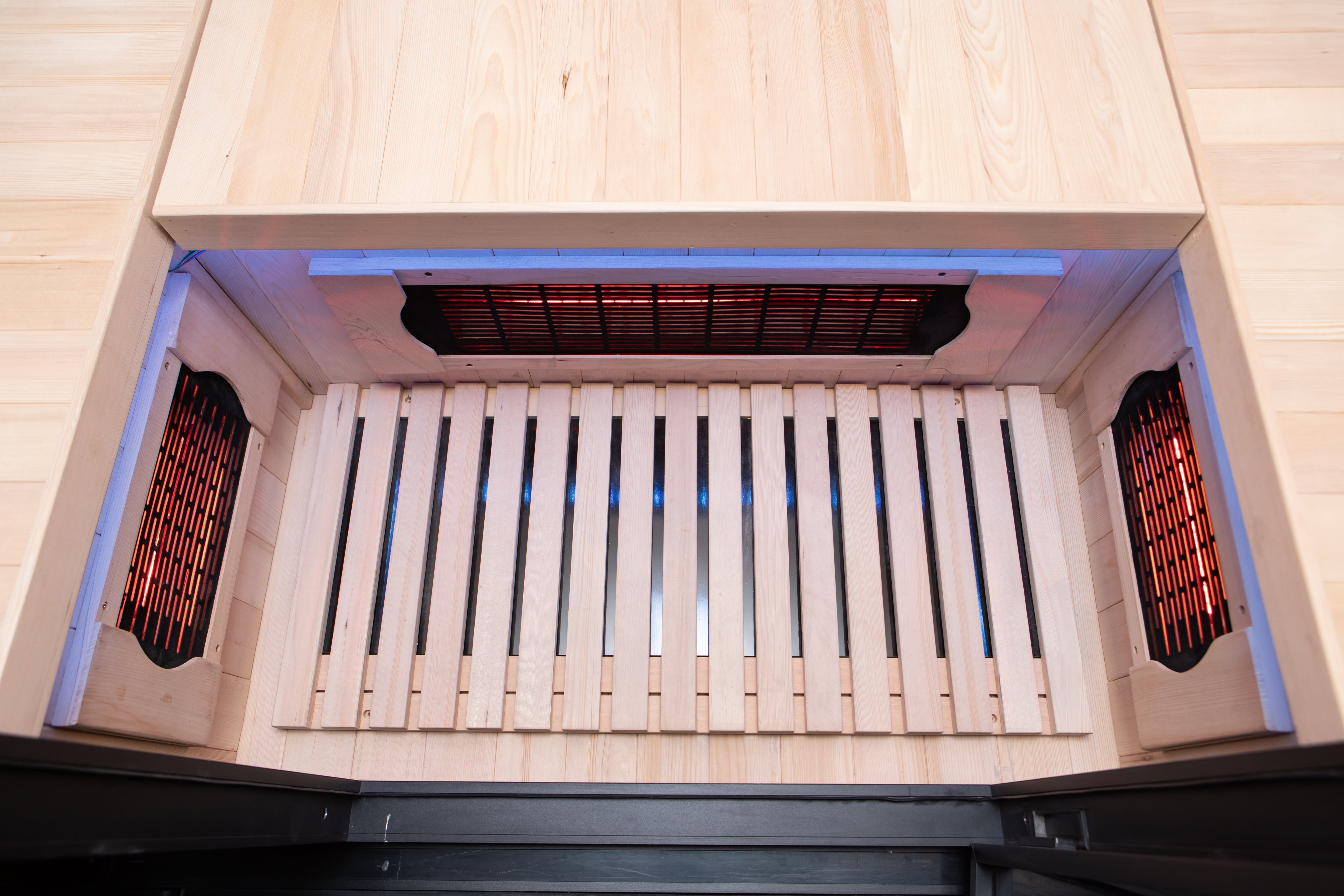 El Capitan 4-Person Outdoor Full Spectrum Infrared Sauna with Full-Body Medical-Grade Red Light Therapy and Smart WiFi App Control