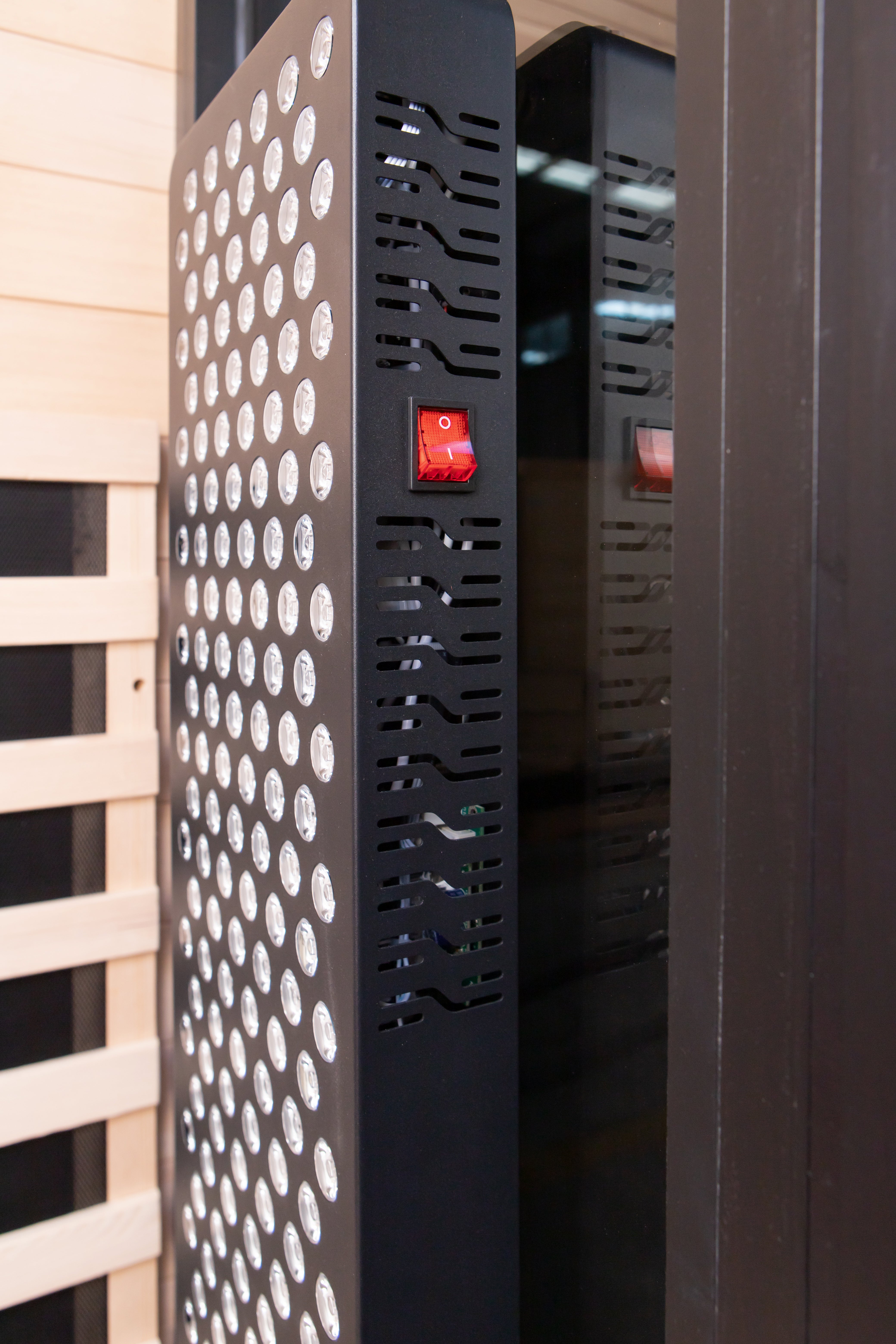 El Capitan 4-Person Outdoor Full Spectrum Infrared Sauna with Full-Body Medical-Grade Red Light Therapy and Smart WiFi App Control