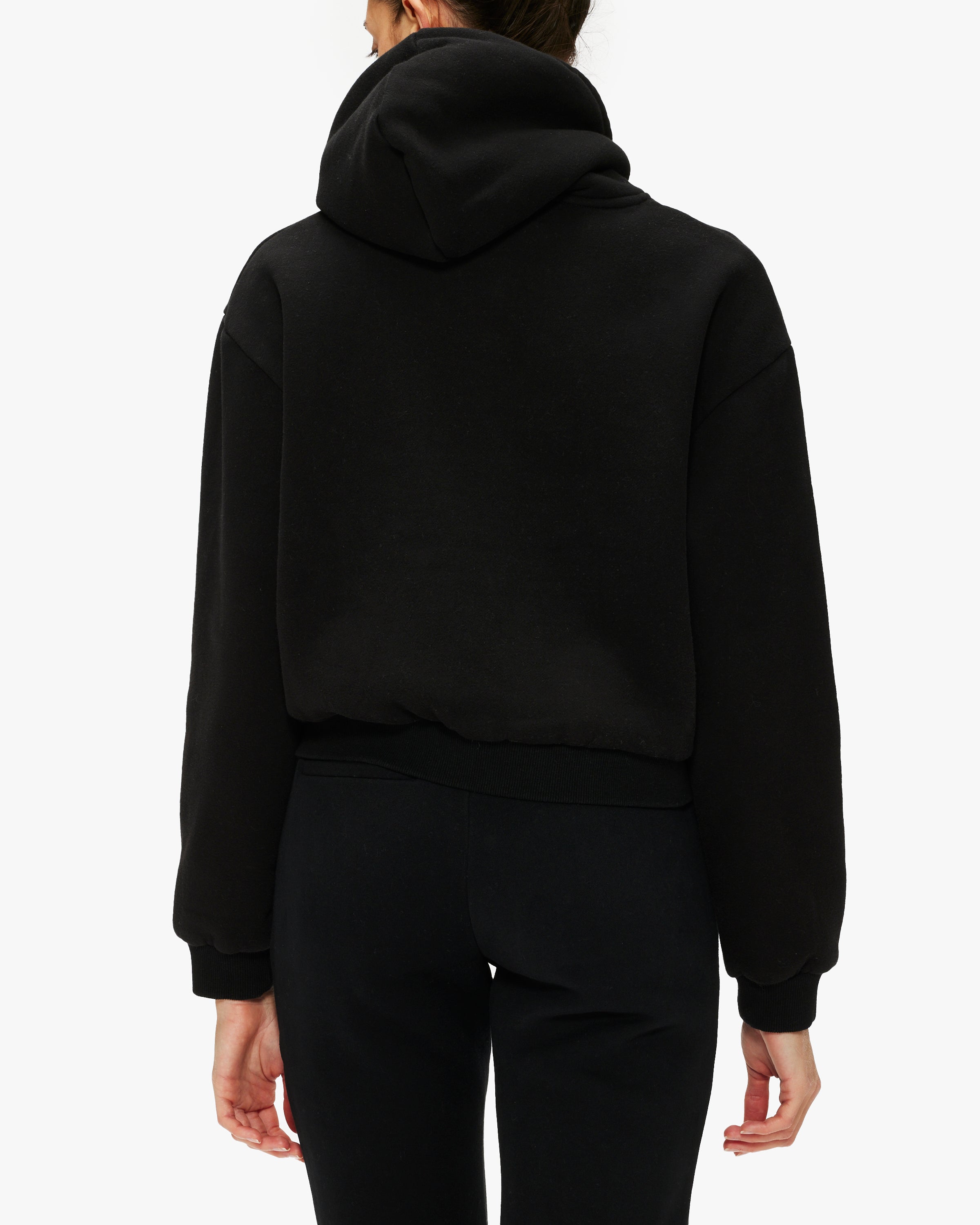 Áwet Exclusive G. District Cropped Hoodie