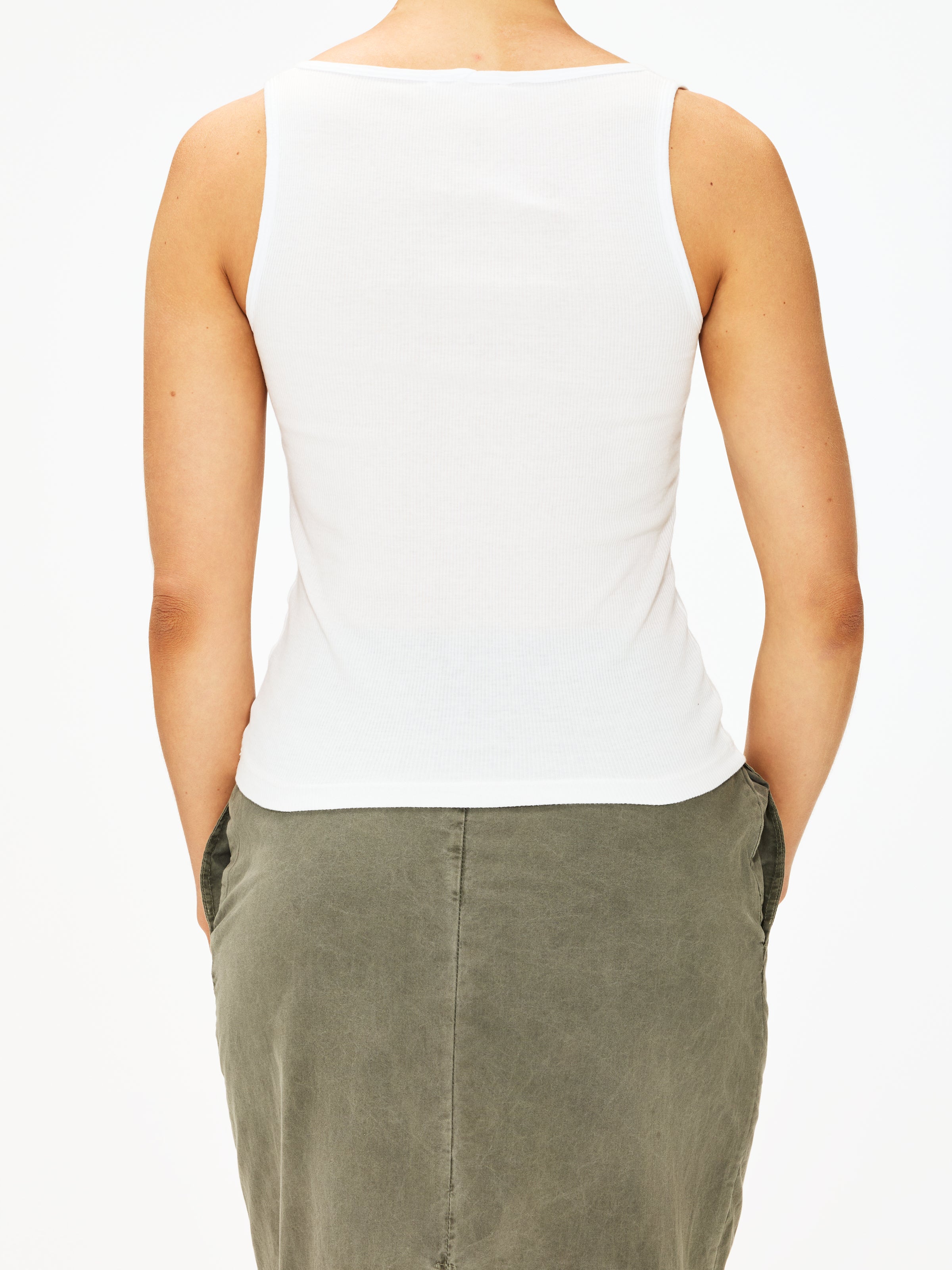 All Three Claire Deep V-Tank in Rib