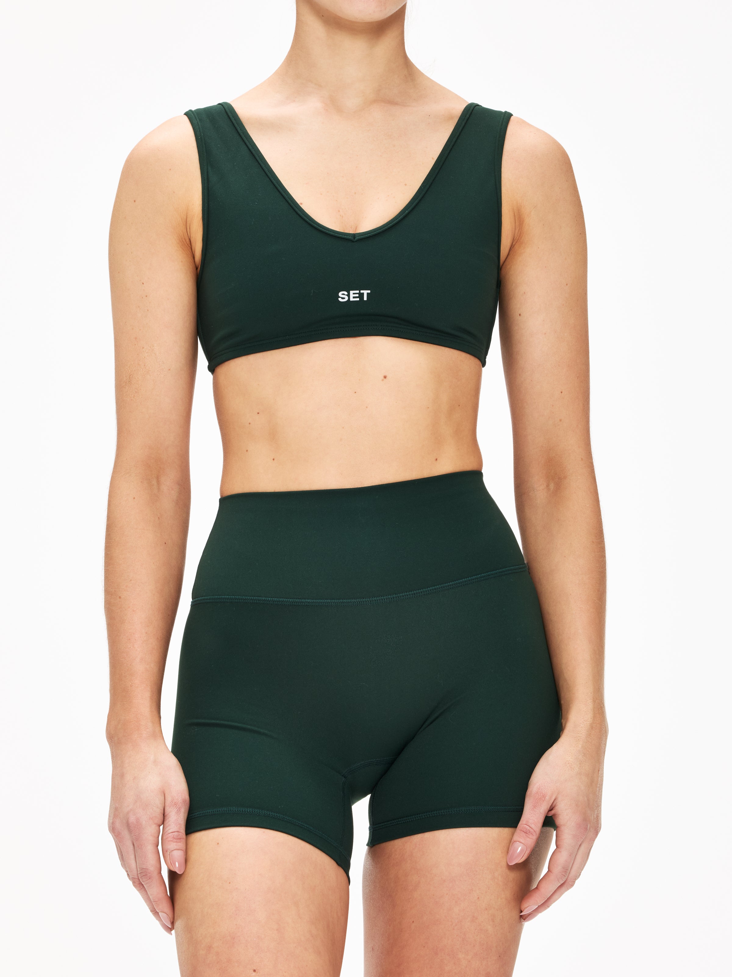 Set Active Sportbody® Sporty Dip Bra