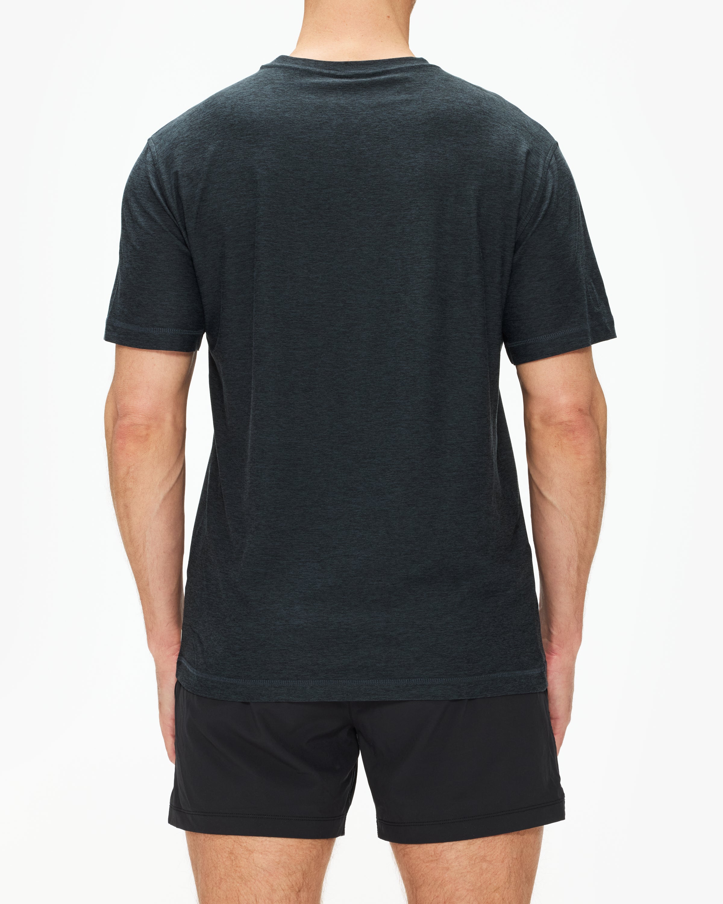 Vuori Strato Tech V-Neck