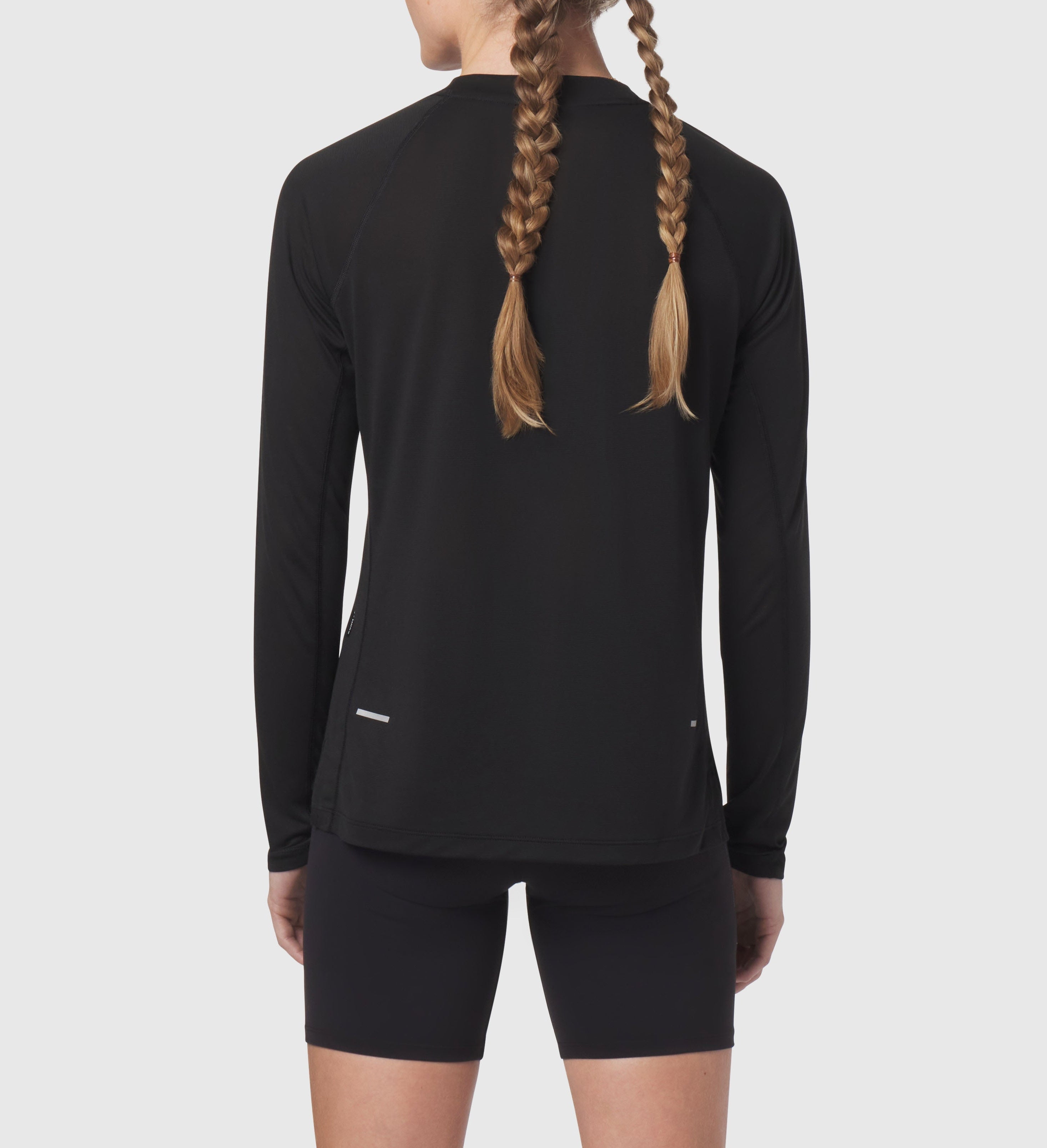 W052. Polartec® Delta  Longsleeve - Black
