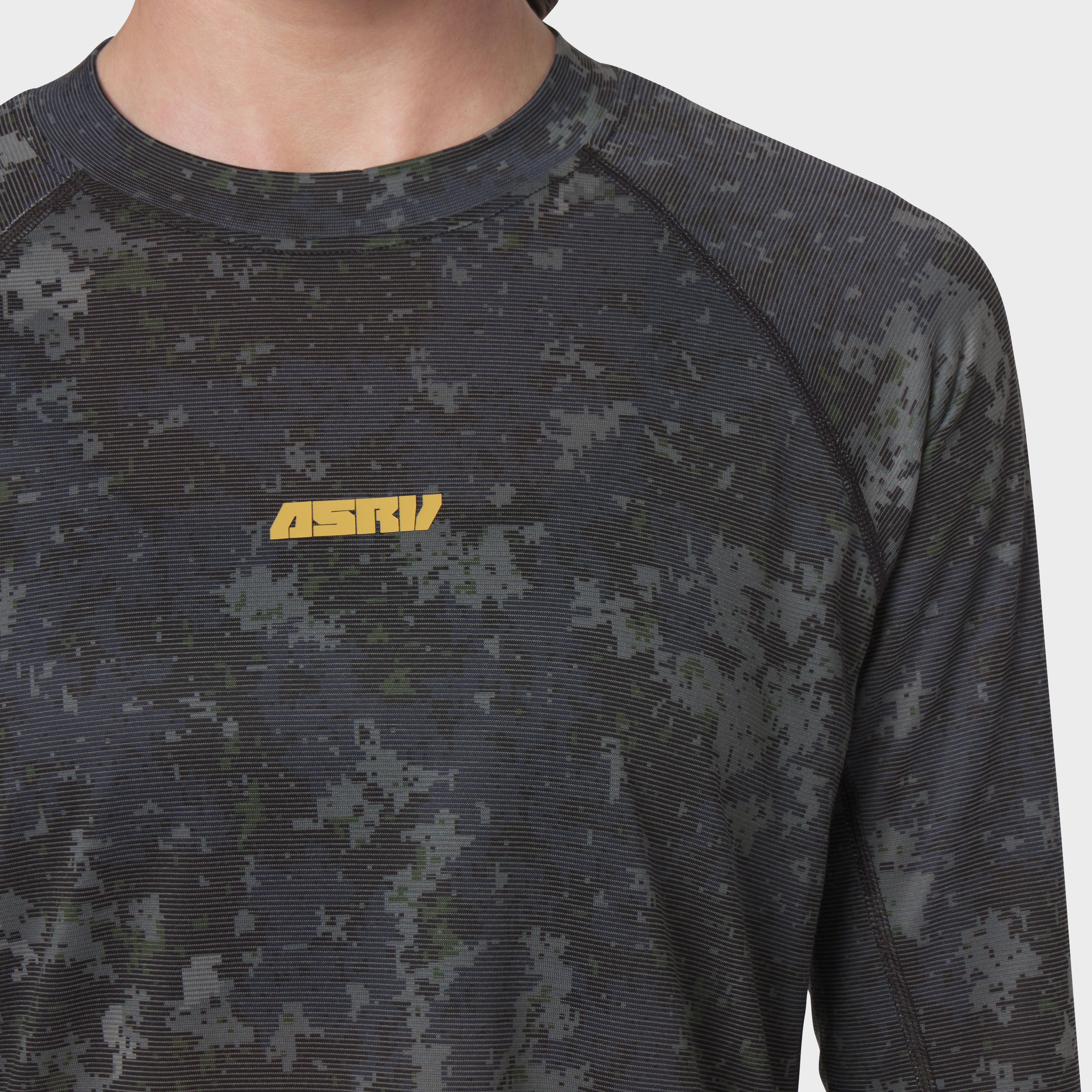 W052. Polartec® Delta  Longsleeve - Pixel Camo