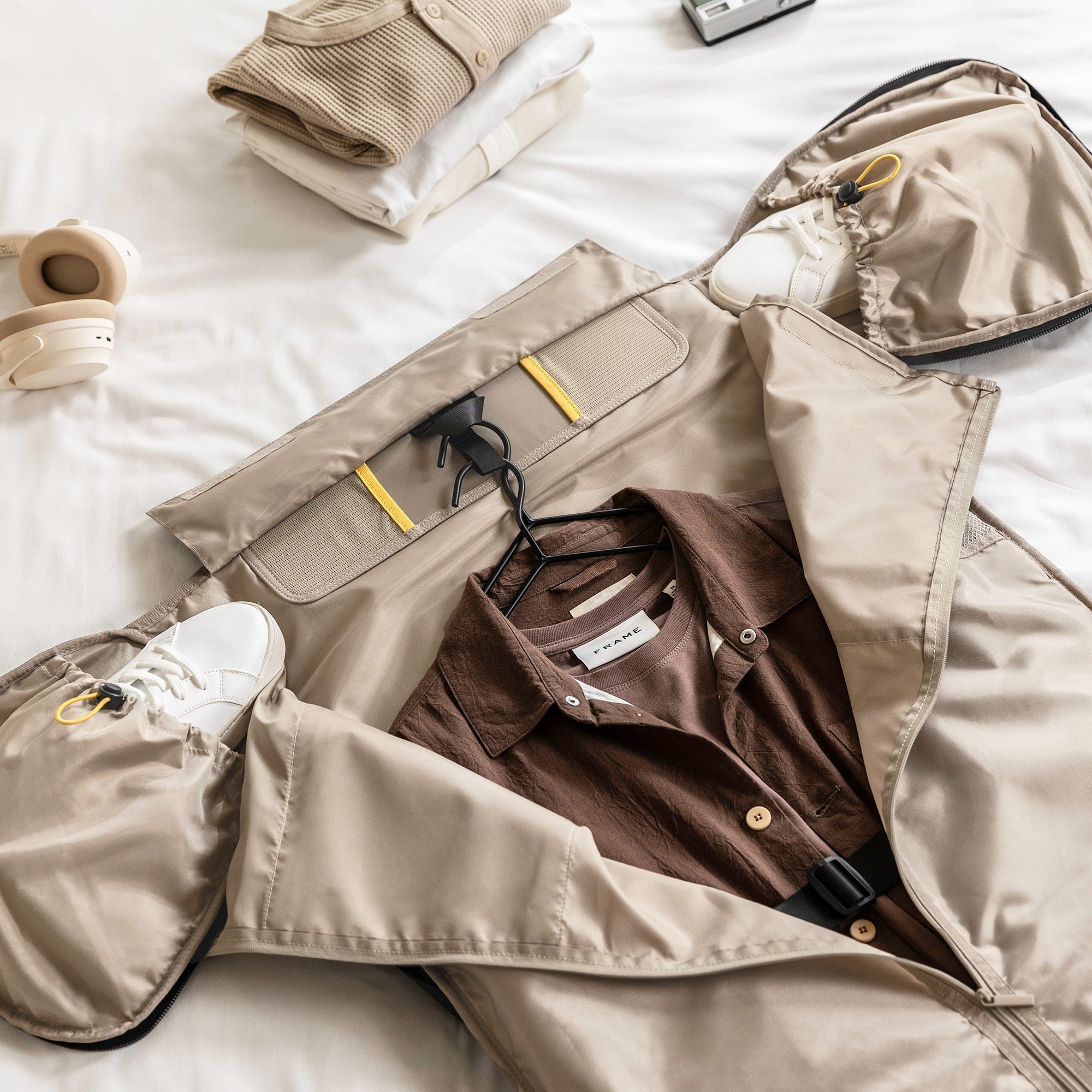 Halfday Travel The Premium Garment Duffel 45L