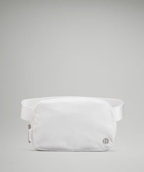 Lululemon Everywhere Belt Bag