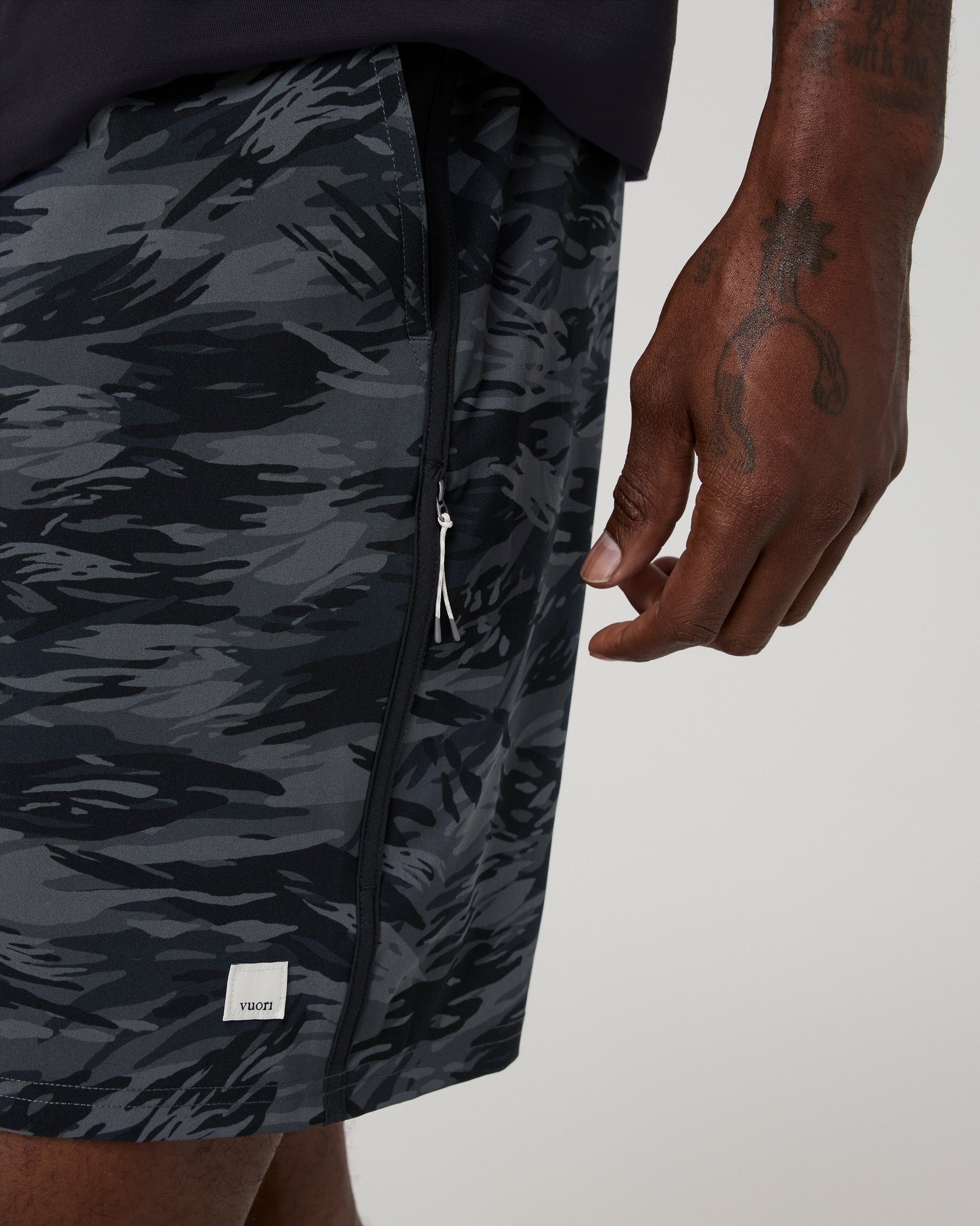 Vuori Banks Session Short Unlined 7"