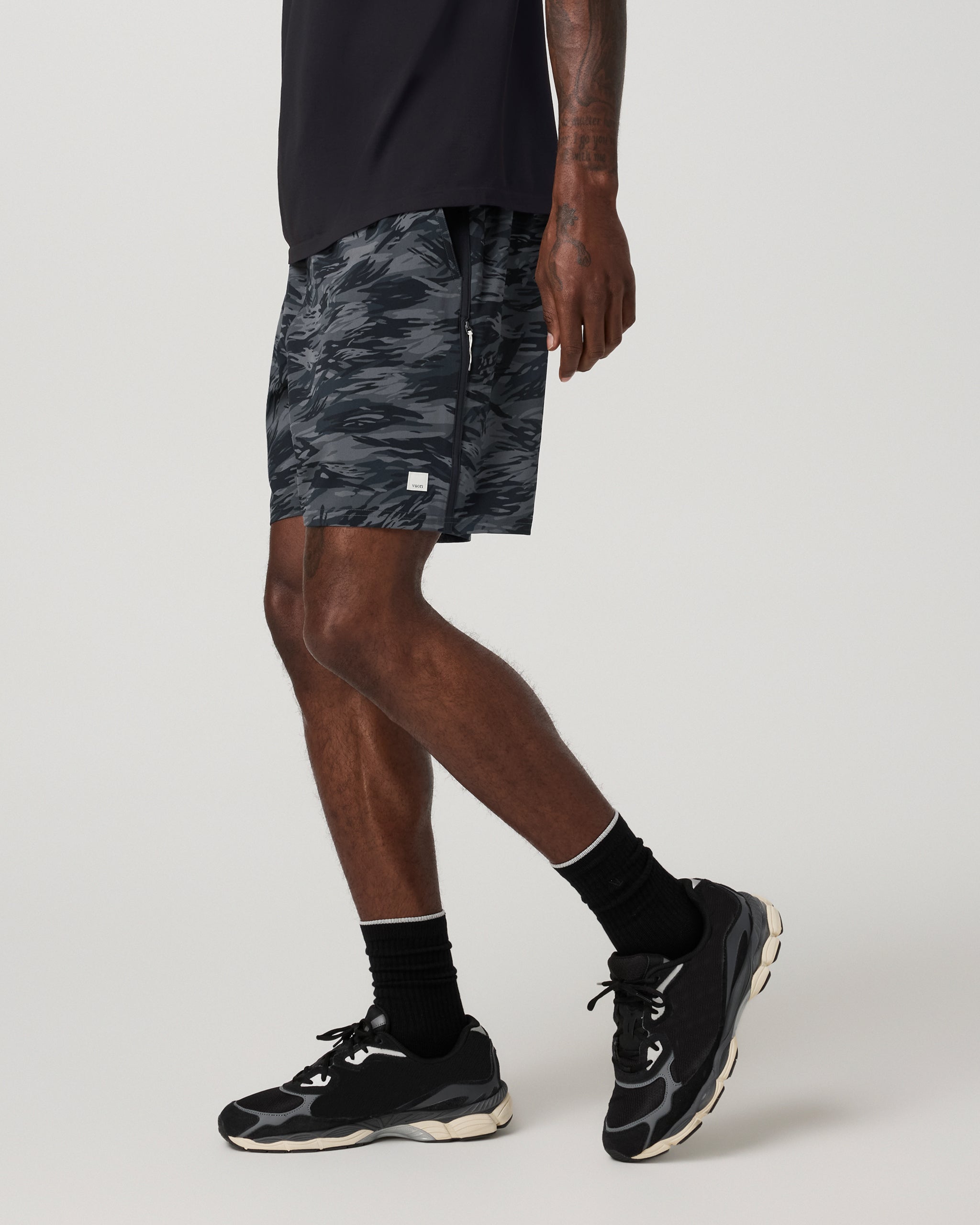 Vuori Banks Session Short Unlined 7"