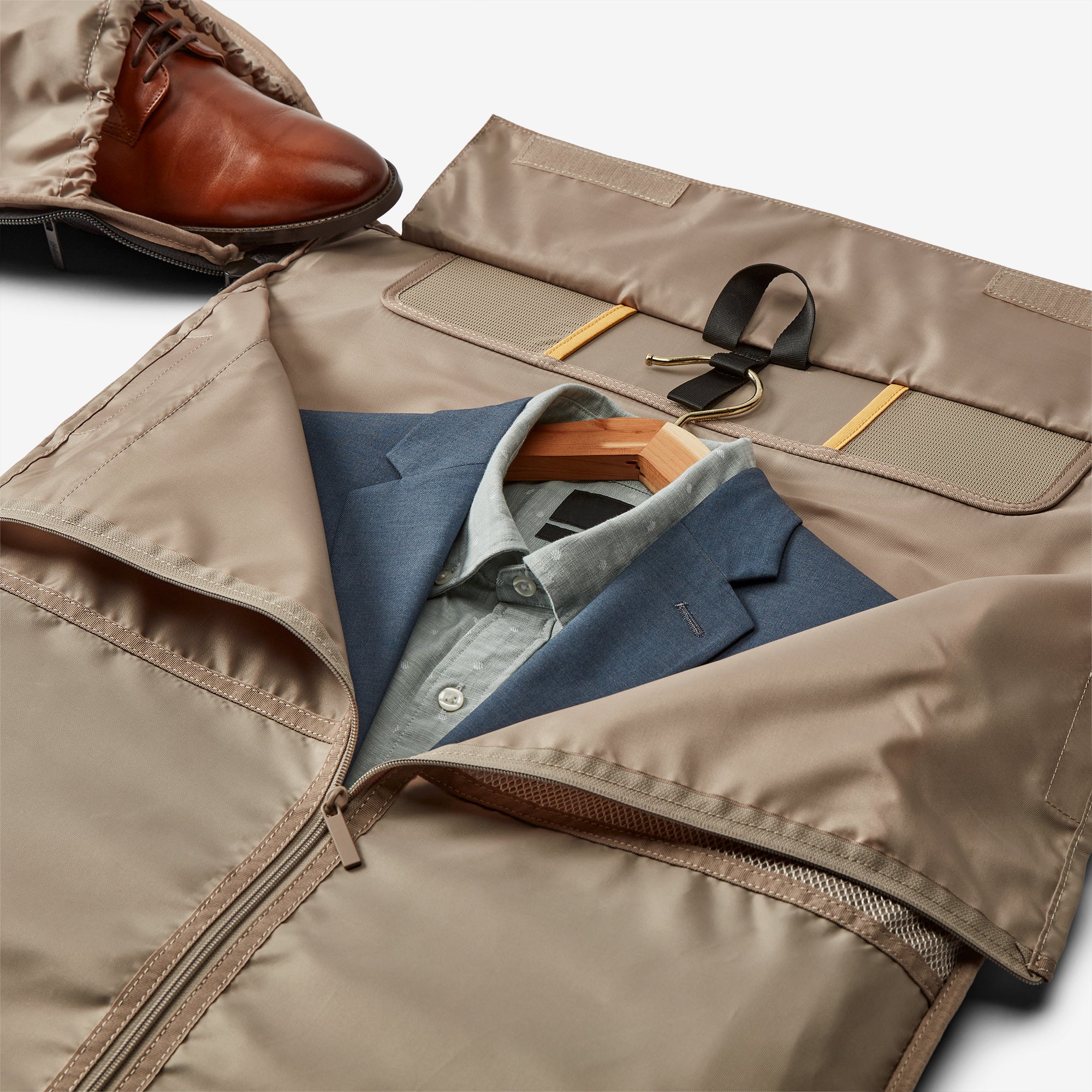 Halfday Travel The Premium Garment Duffel 45L