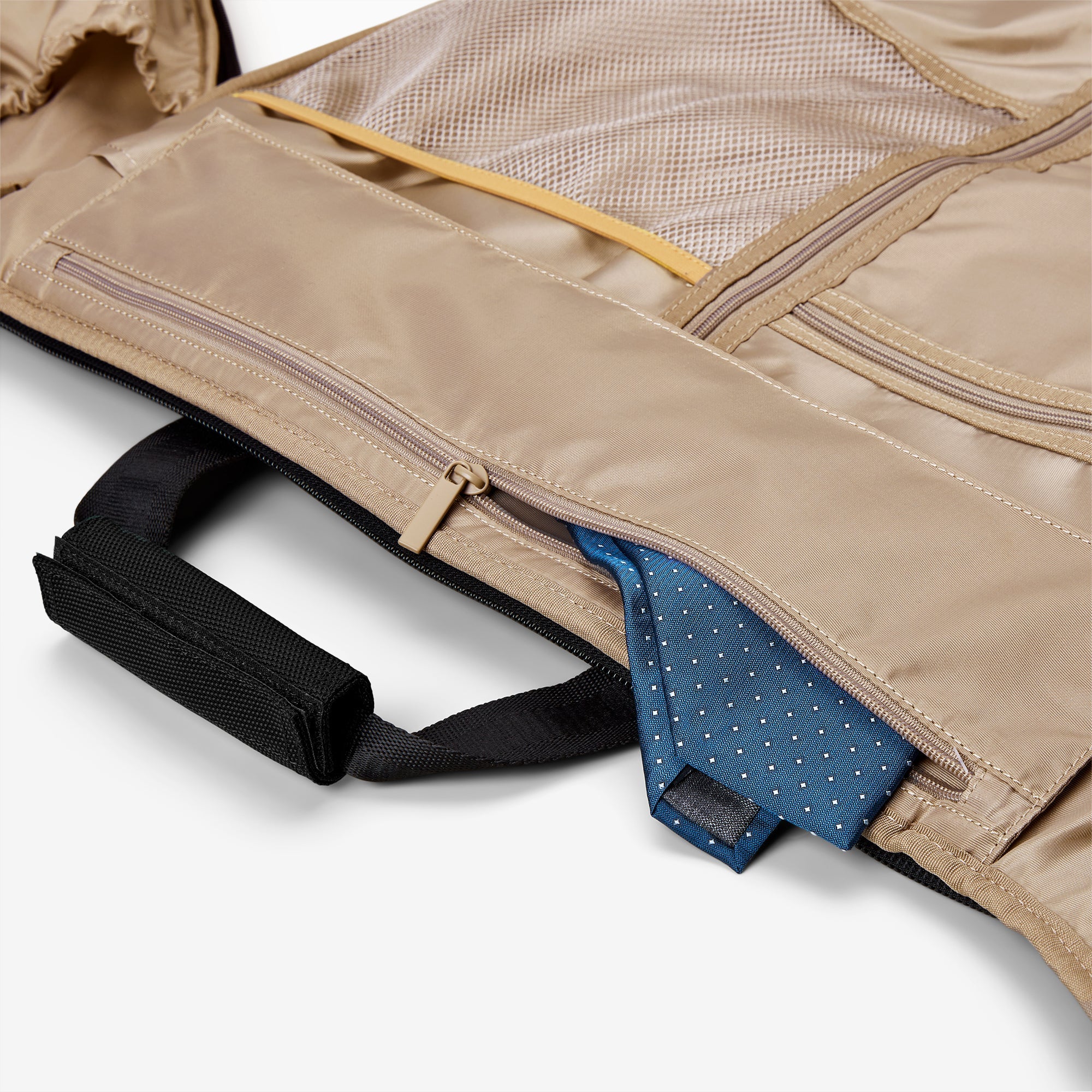 Halfday Travel The Premium Garment Duffel 45L