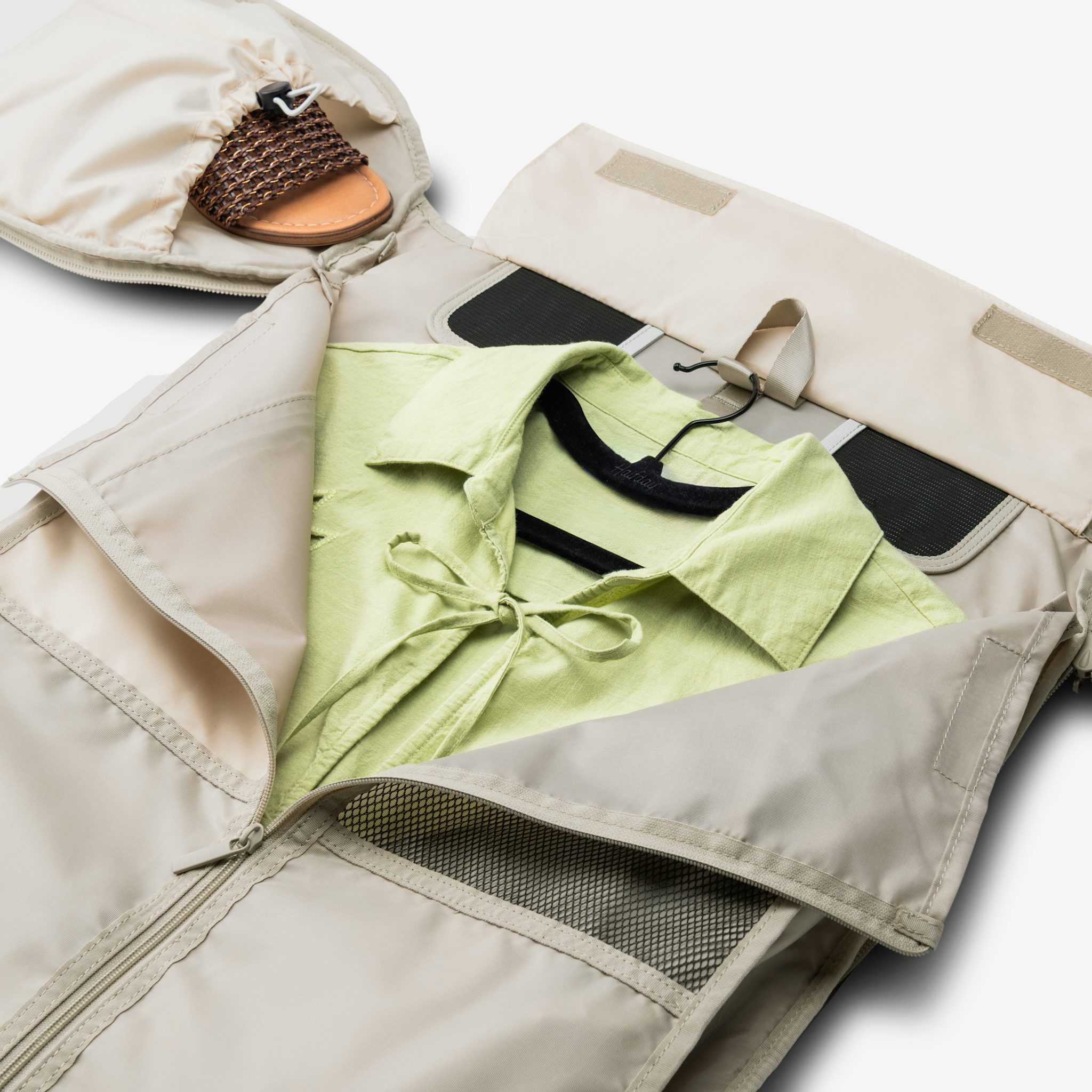 Halfday Travel The Premium Garment Duffel 45L