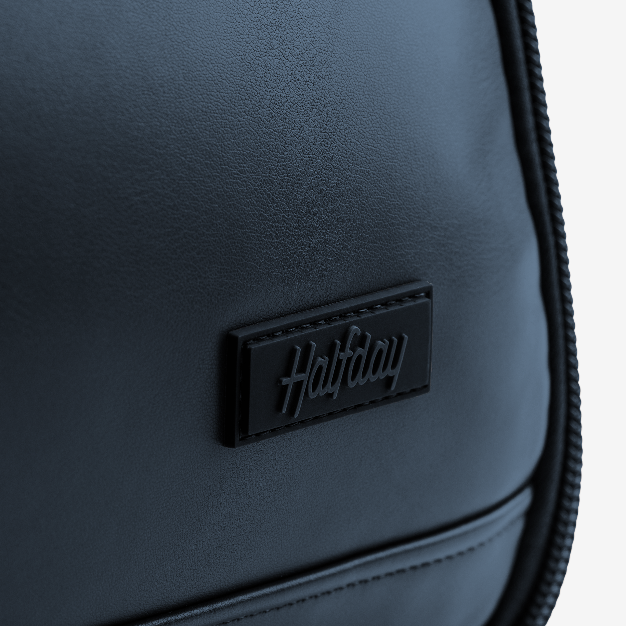 Halfday Travel The Premium Garment Duffel 45L