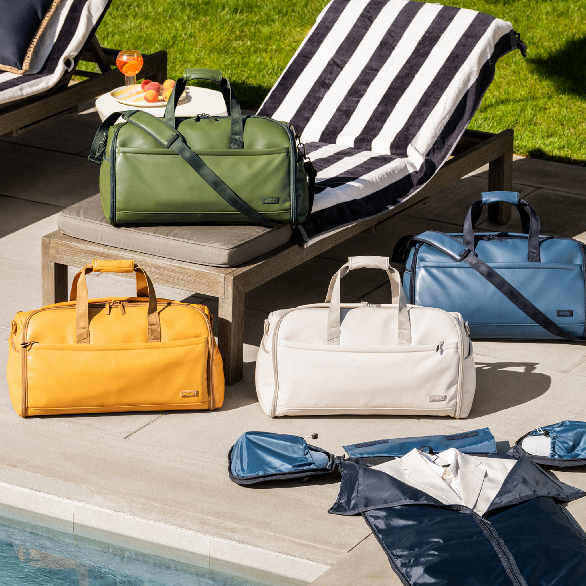 Halfday Travel The Premium Garment Duffel 45L