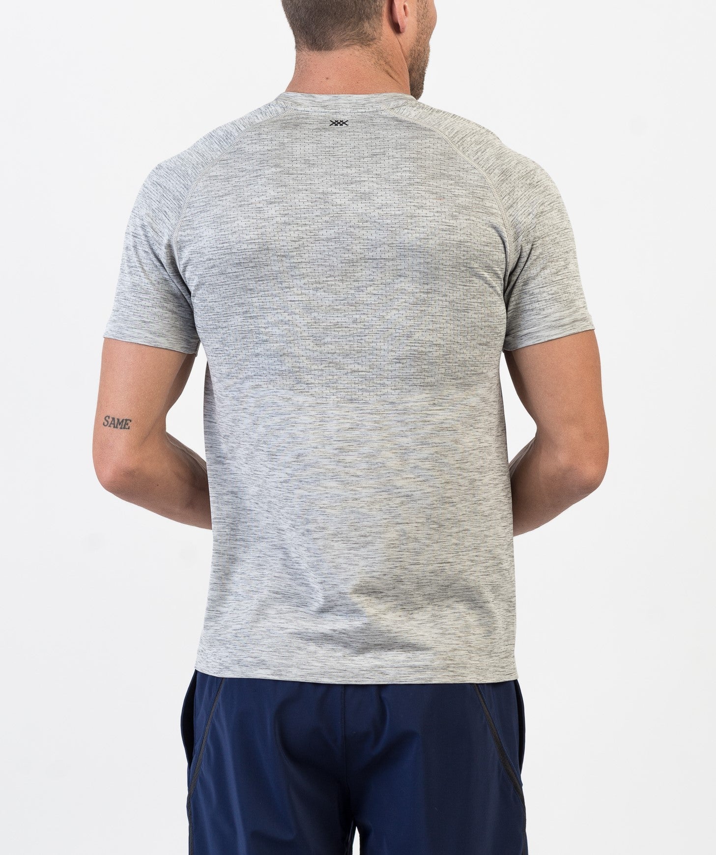 RHONE REIGN TECH SHORT SLEEVE